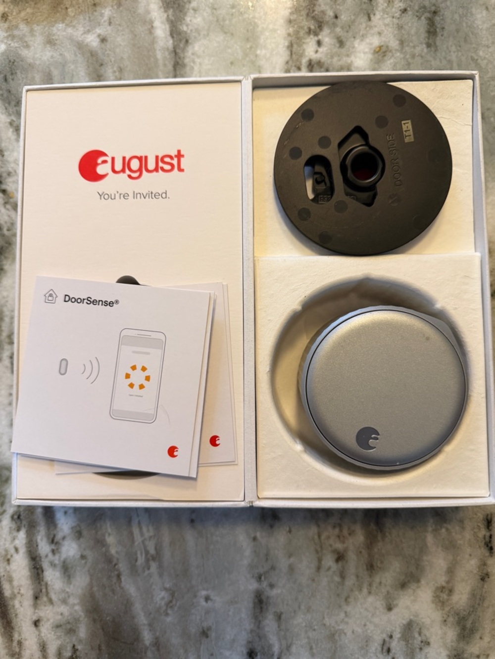 August Smart Lock with bonus keypad accessory!
